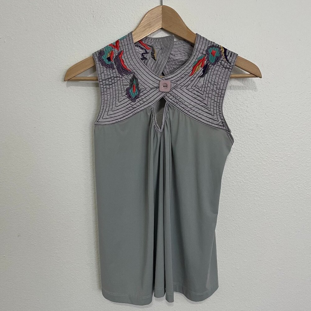 Morena Rosa | Beautiful grey silky embroidered sleeveless, button detail, size S